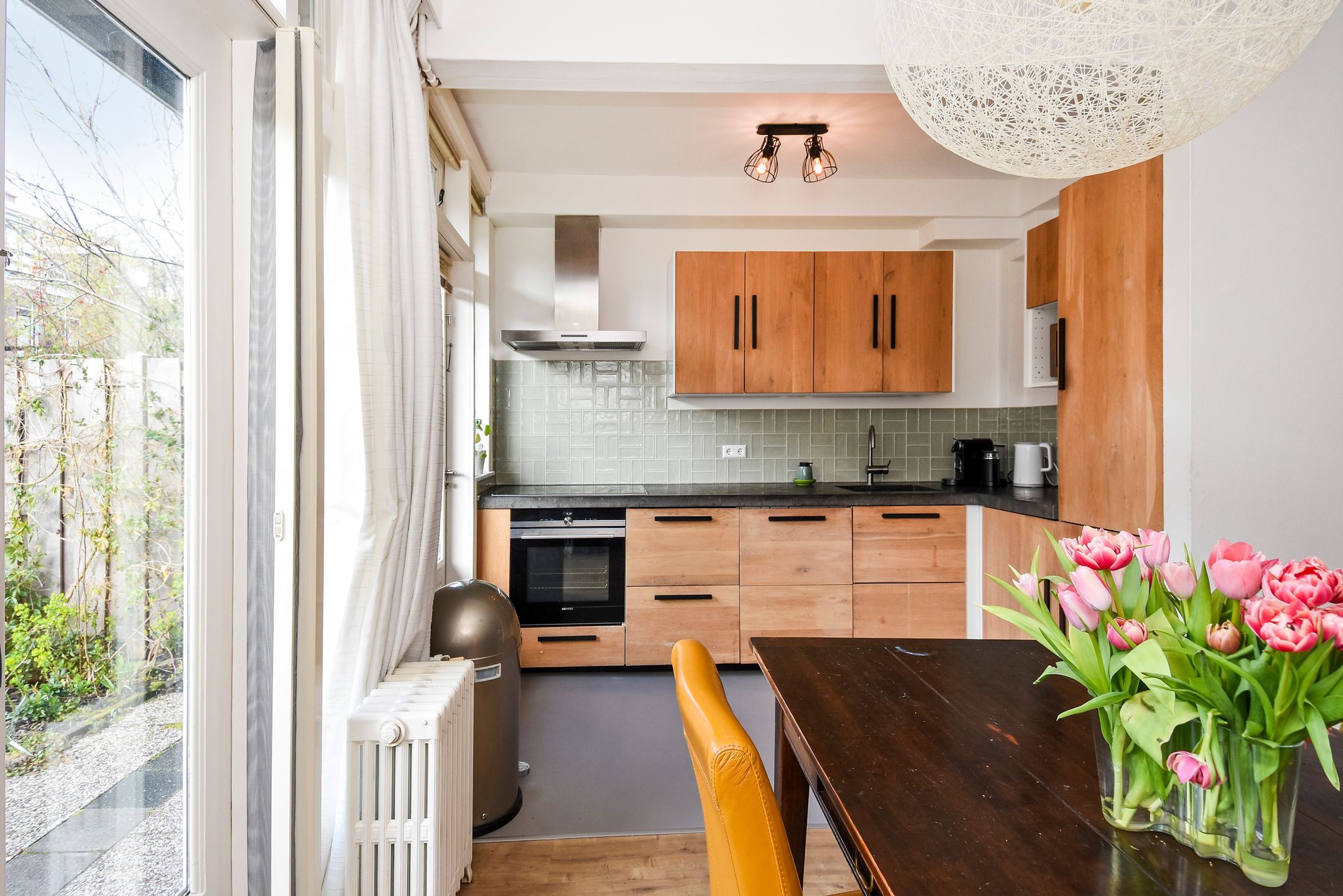 Characterful 1930s Terraced House with Five Bedrooms in Delft — 16