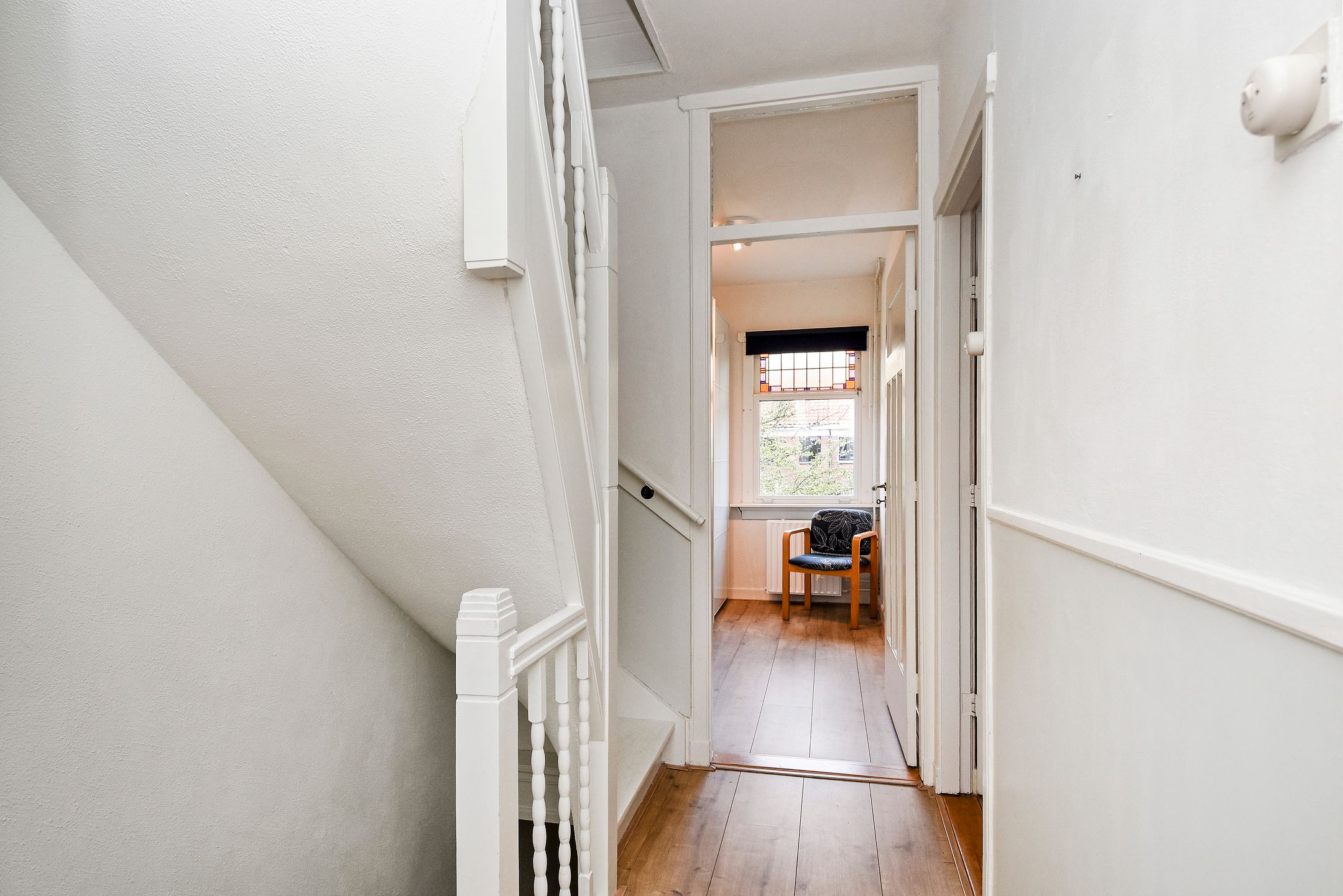 Characterful 1930s Terraced House with Five Bedrooms in Delft — 22