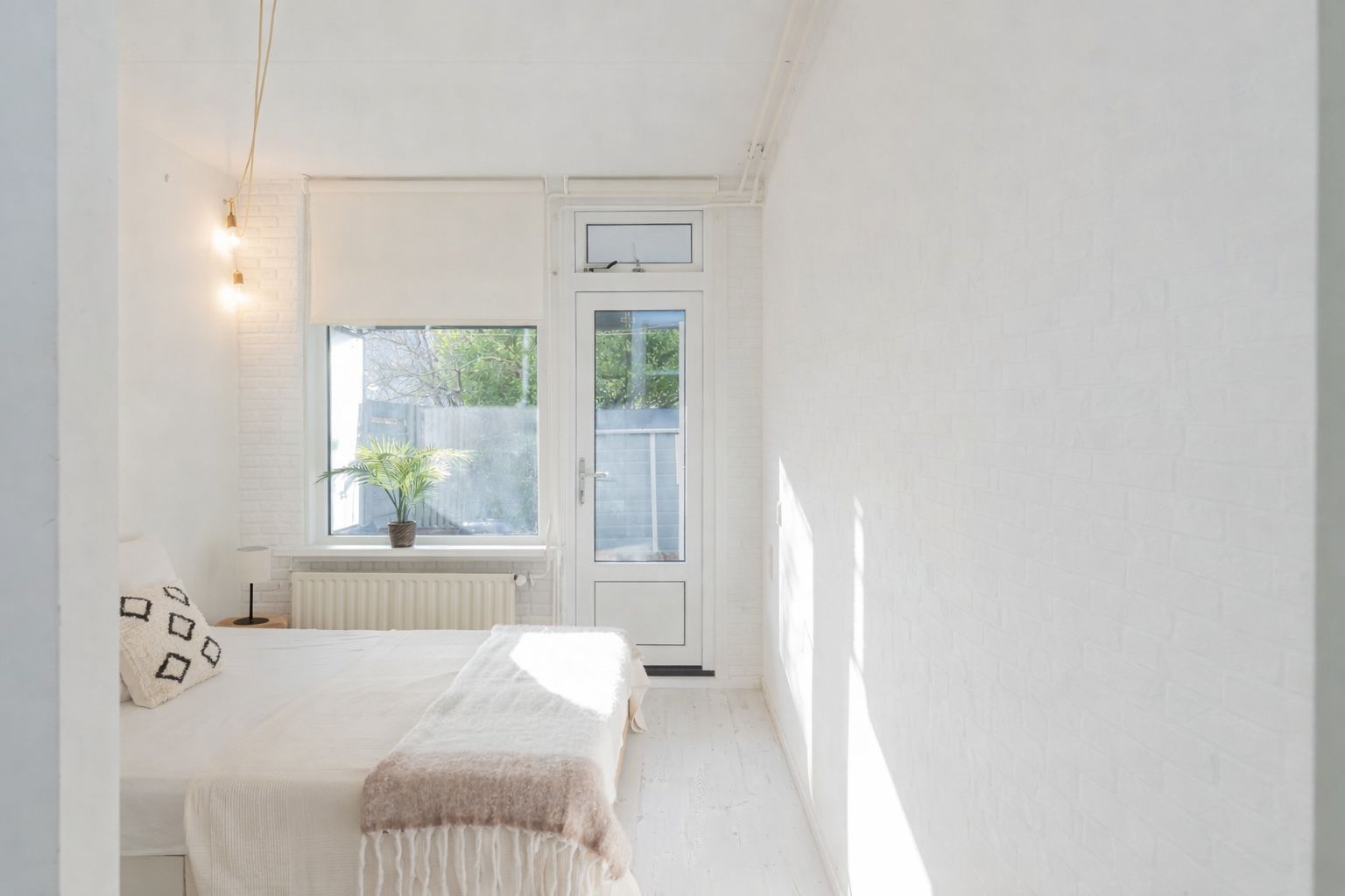 Photo 15 of Midscheeps 122