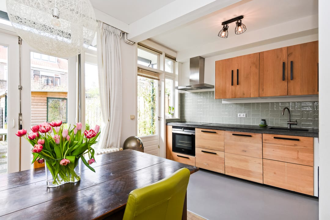 Characterful 1930s Terraced House with Five Bedrooms in Delft — 17