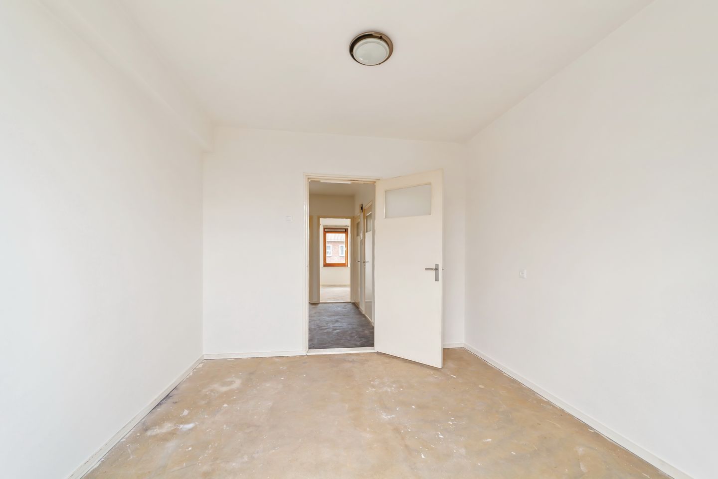 Foto 19 van van Leeuwenstraat 13