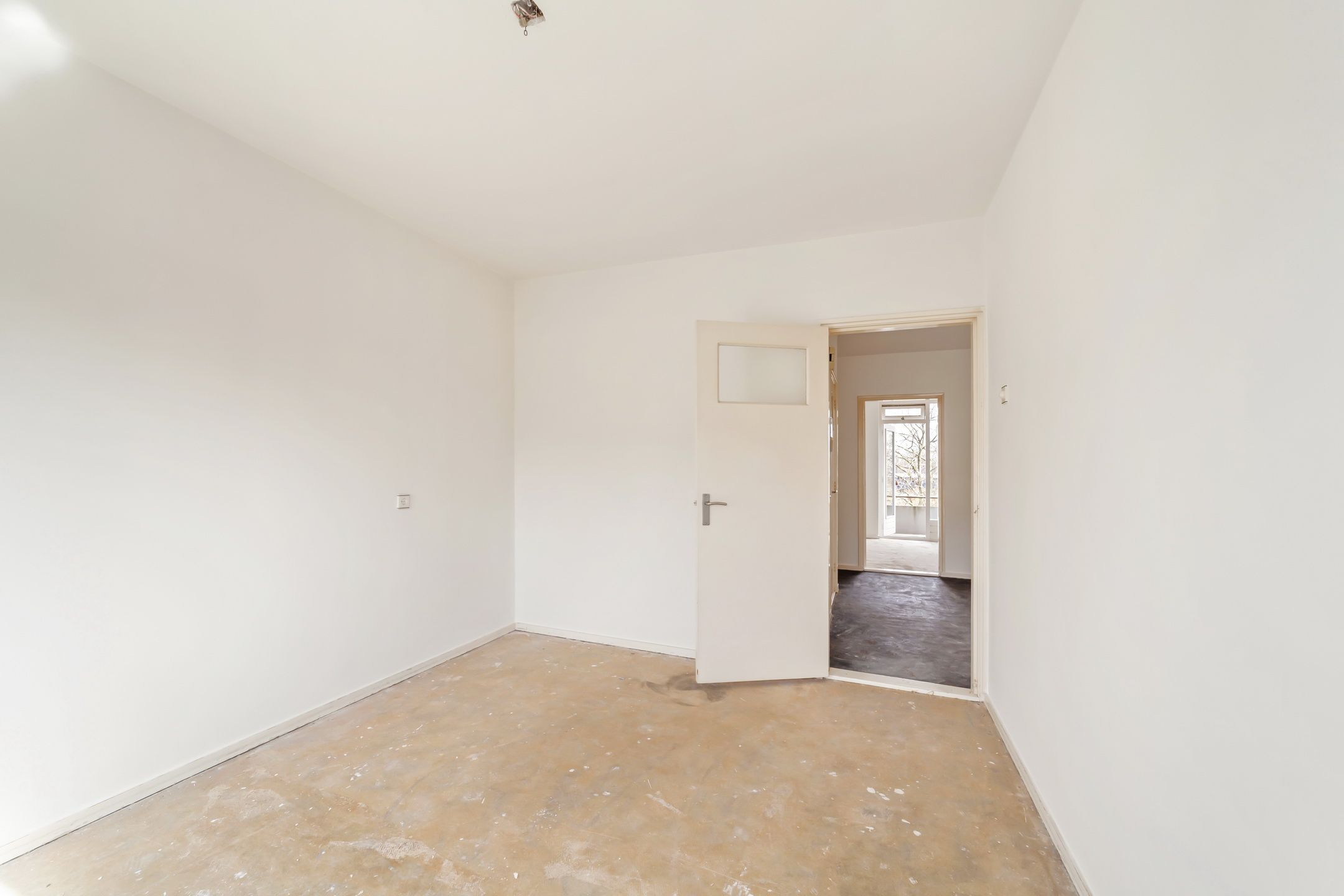 Foto 21 van van Leeuwenstraat 13