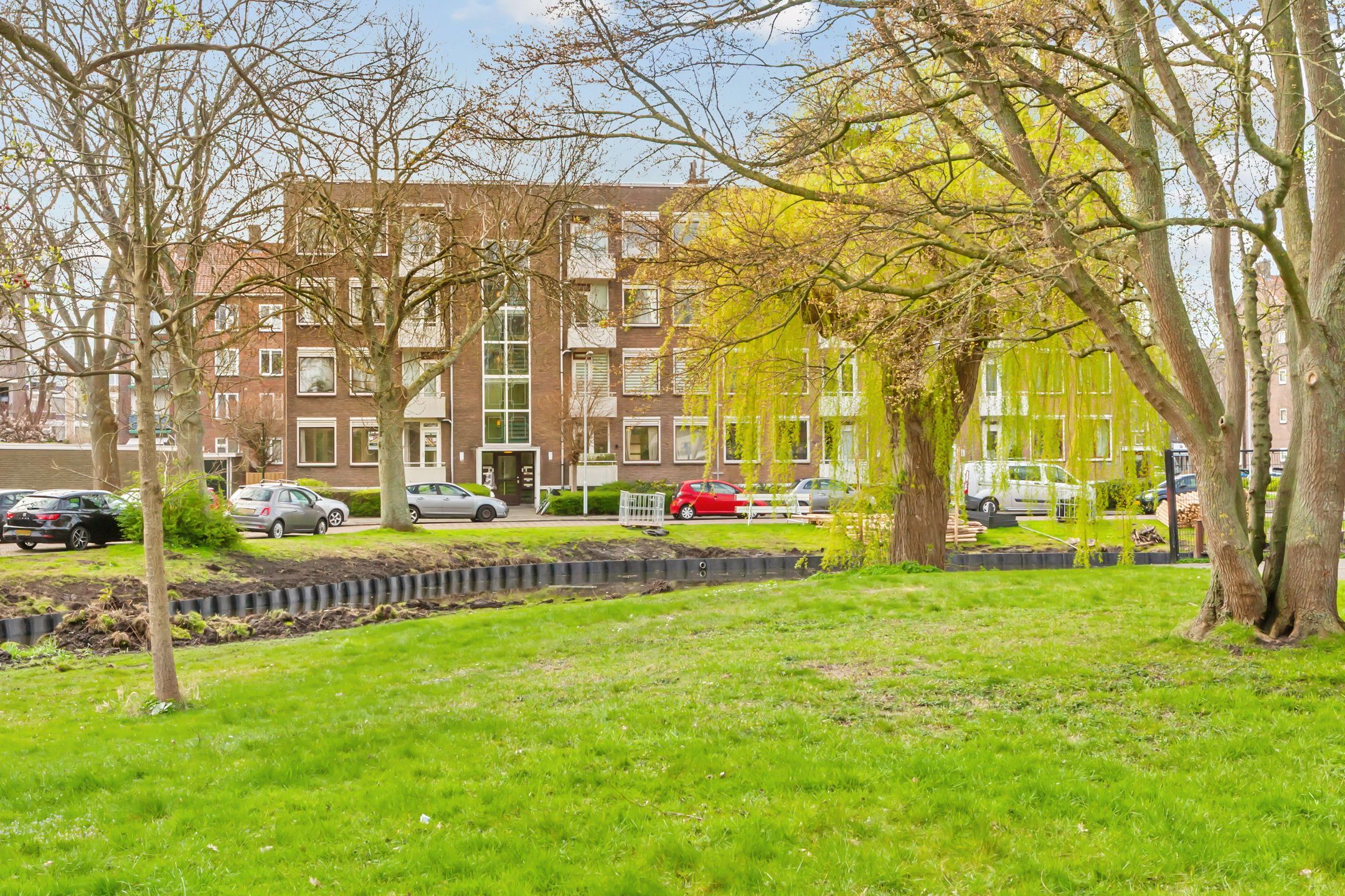 Foto 36 van van Leeuwenstraat 13