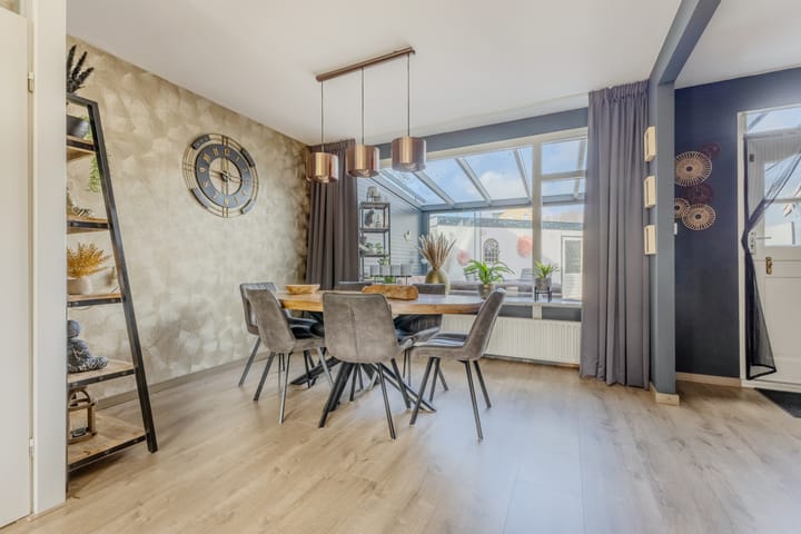 Photo 4 of Meervlietstraat 119