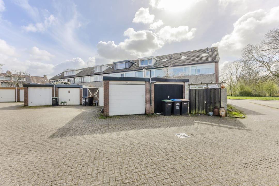 Photo 32 of Meervlietstraat 119