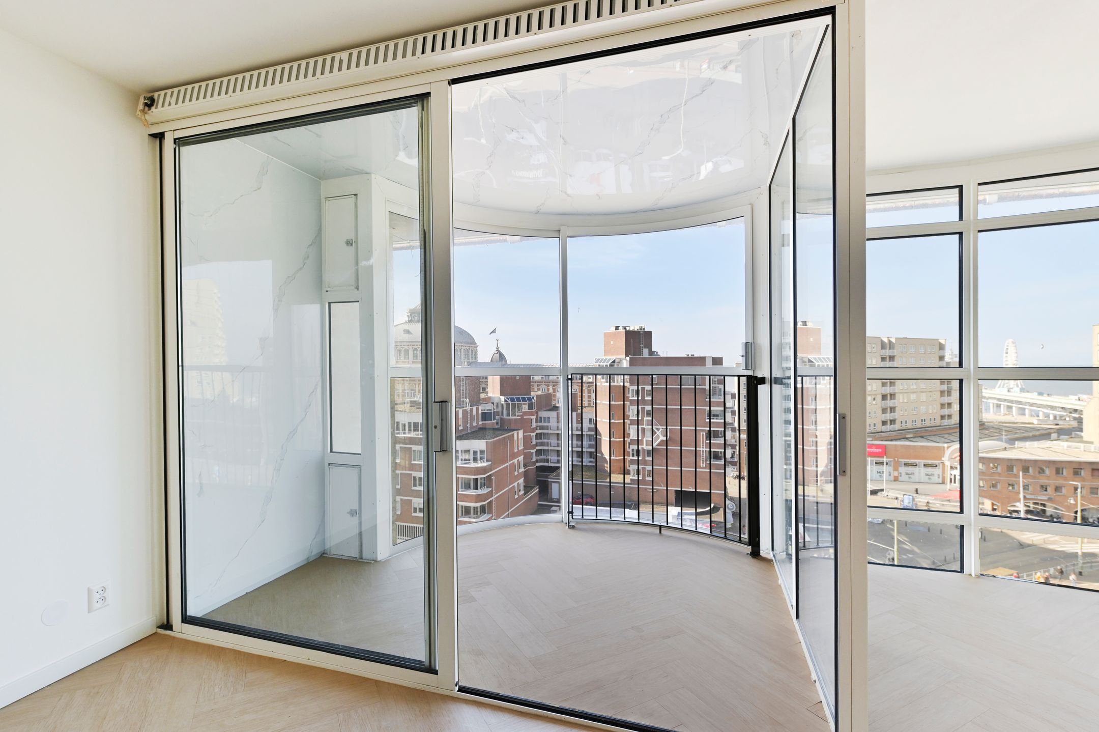 Foto 15 van Palaceplein 238