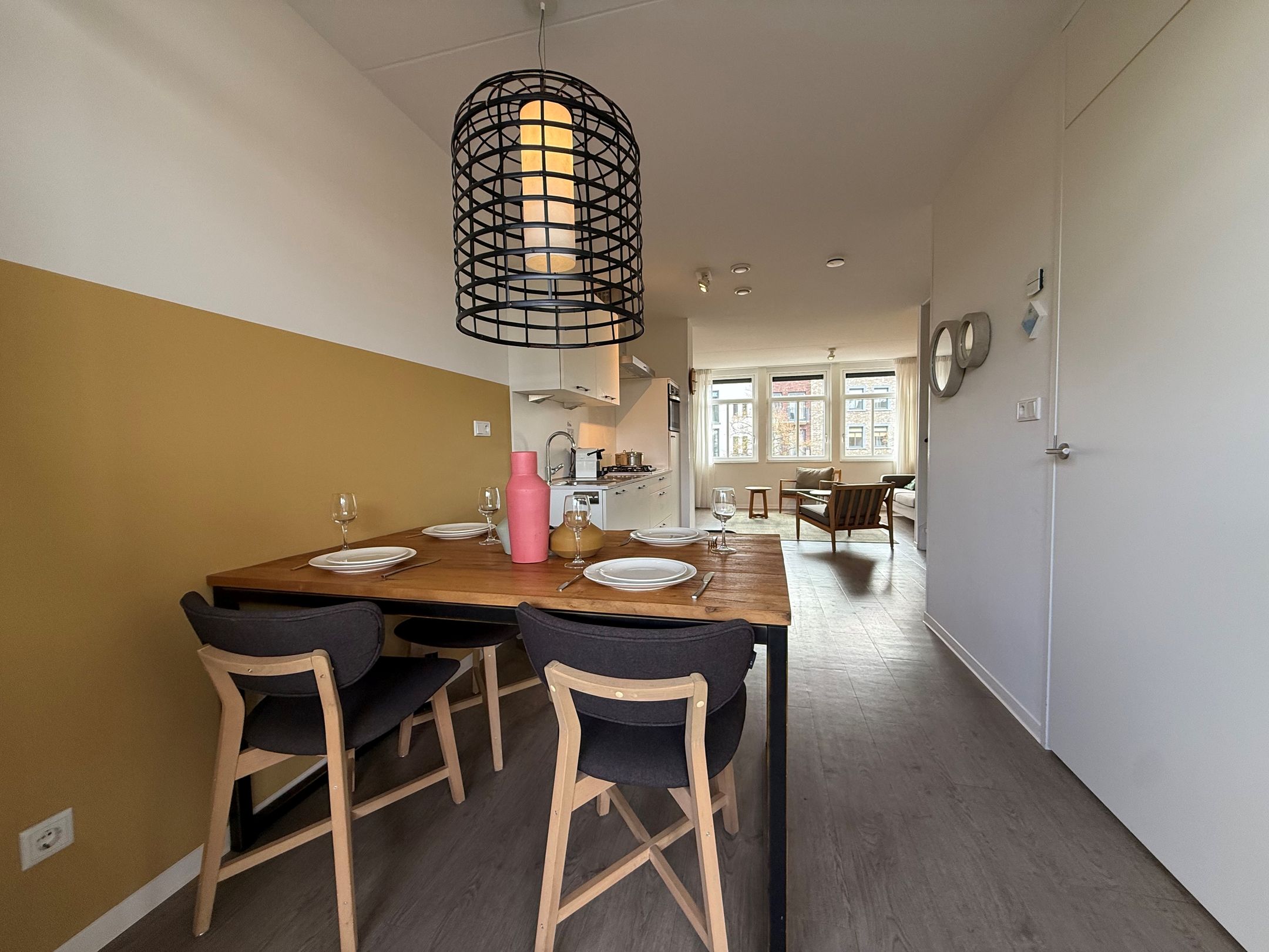 Photo 15 of Het Wilhelmus 1-B14