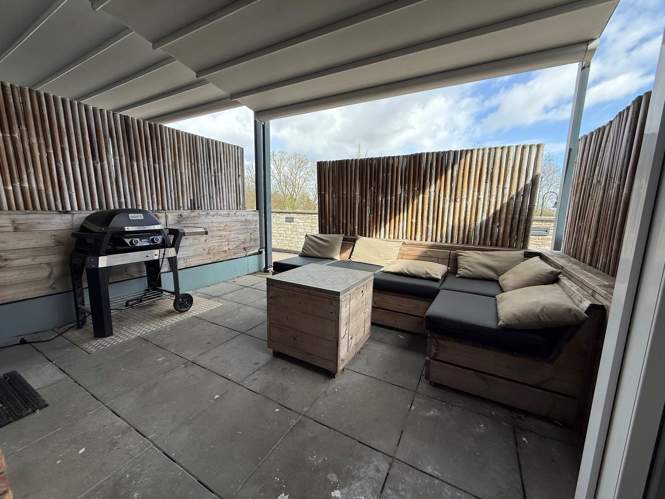 Photo 36 of Het Wilhelmus 1-B14