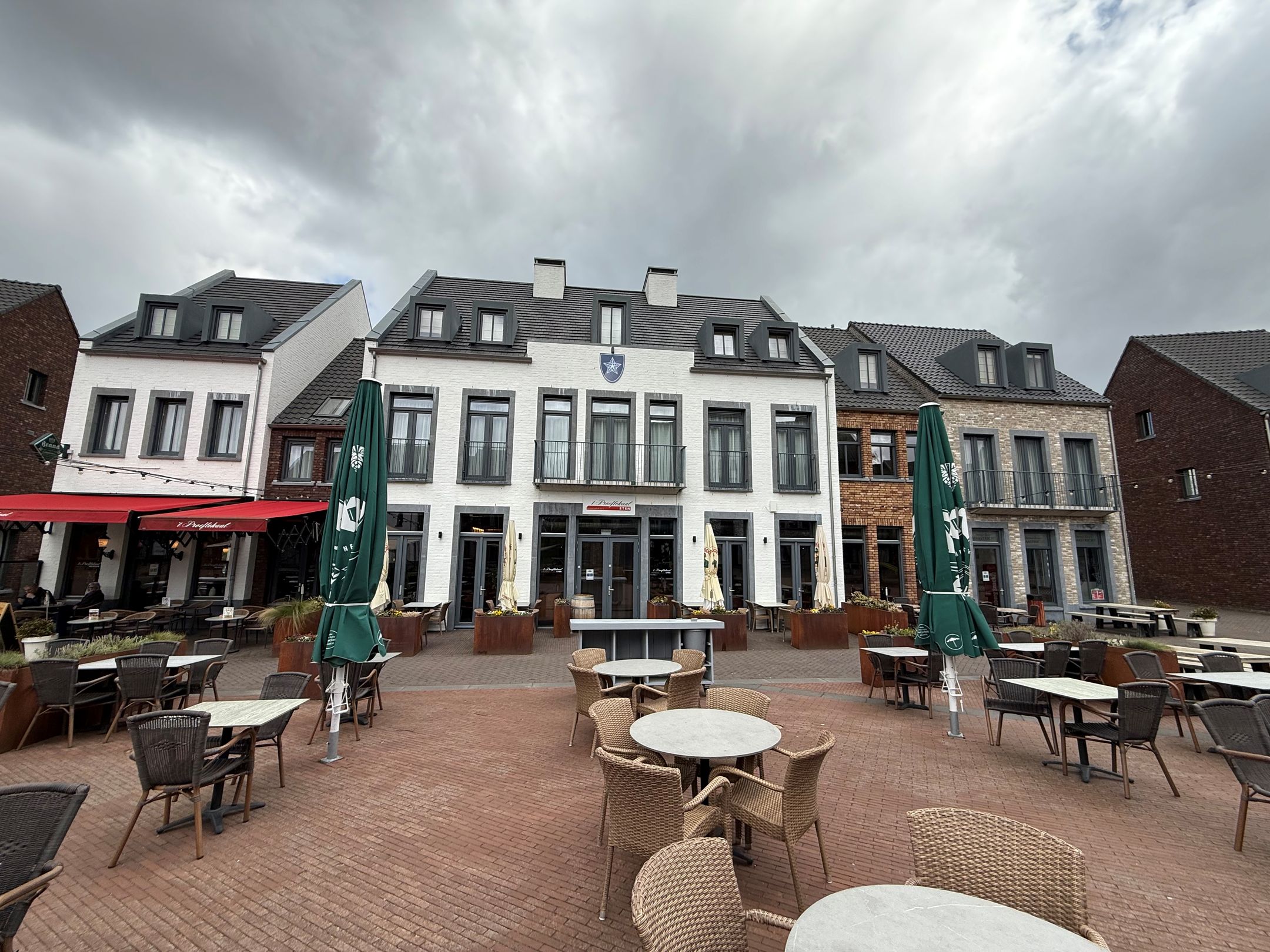 2-bedroom freehold villa in Maastricht — photo 1 of 5