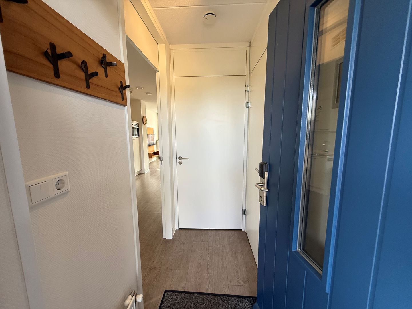 Photo 10 of Het Wilhelmus 1-B14