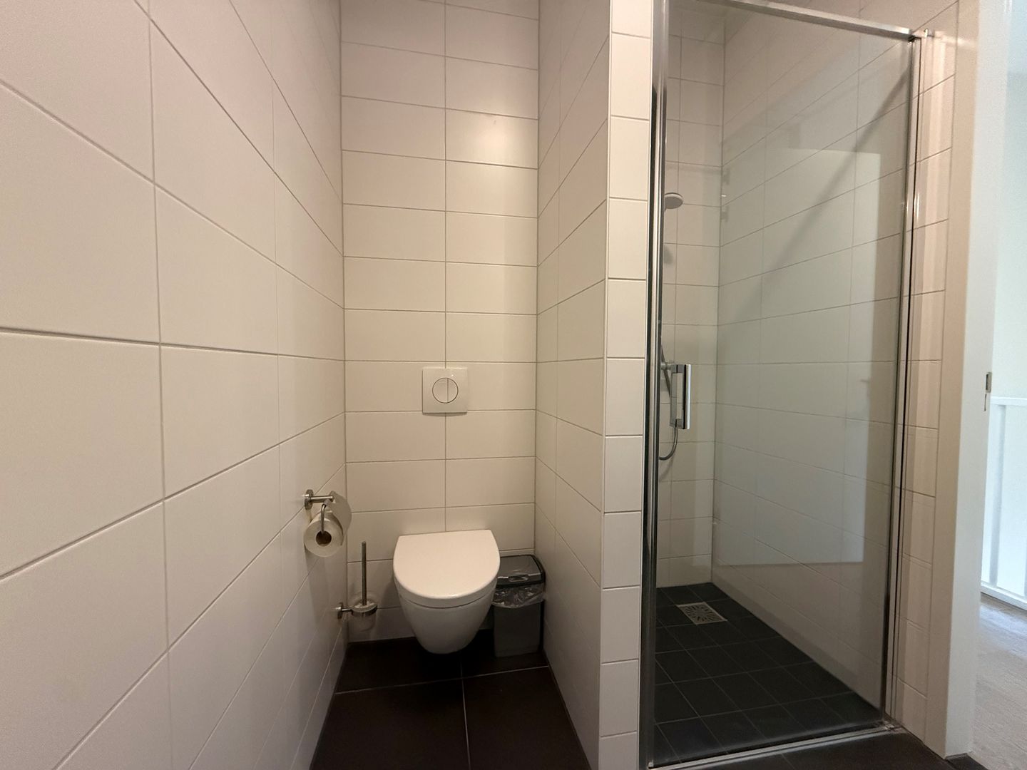 Photo 34 of Het Wilhelmus 1-B14