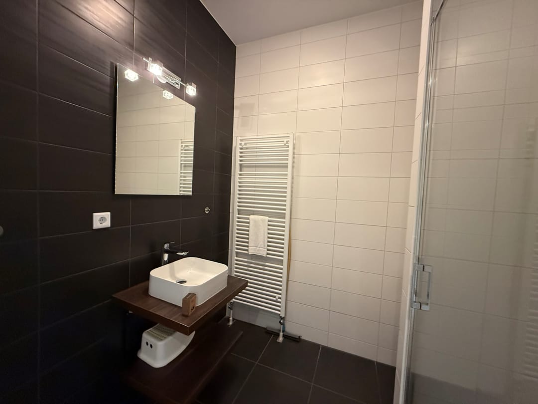 Photo 32 of Het Wilhelmus 1-B14