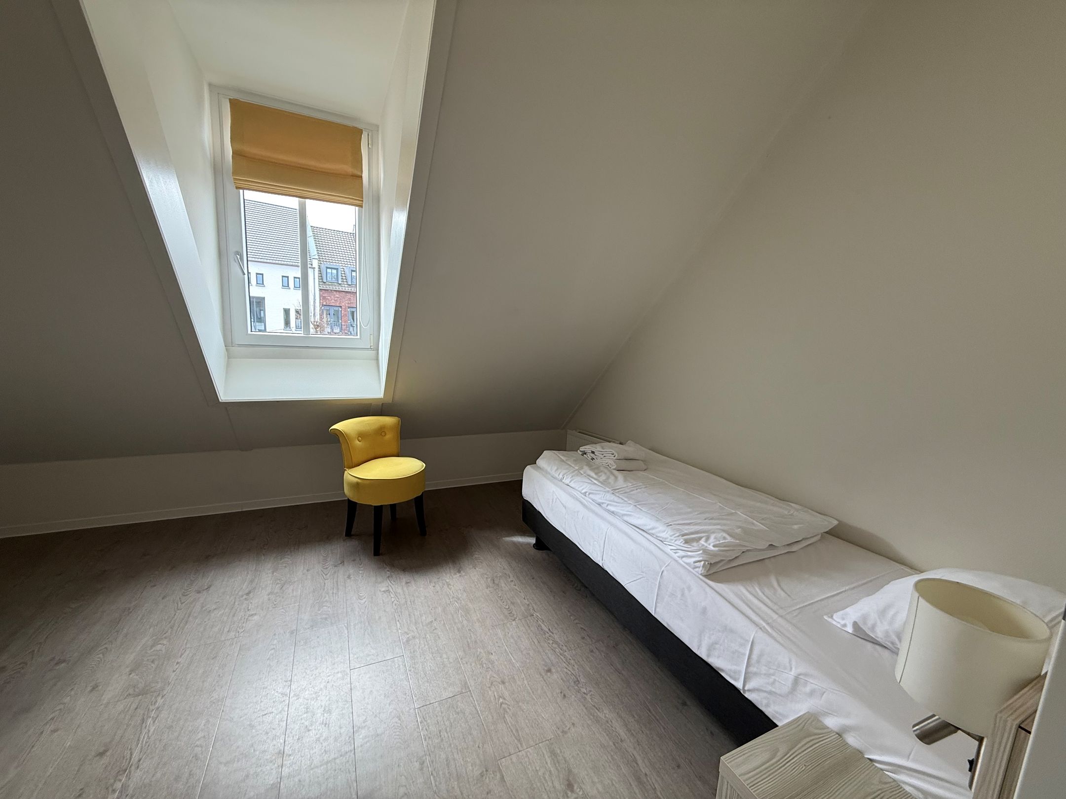 Photo 30 of Het Wilhelmus 1-B14