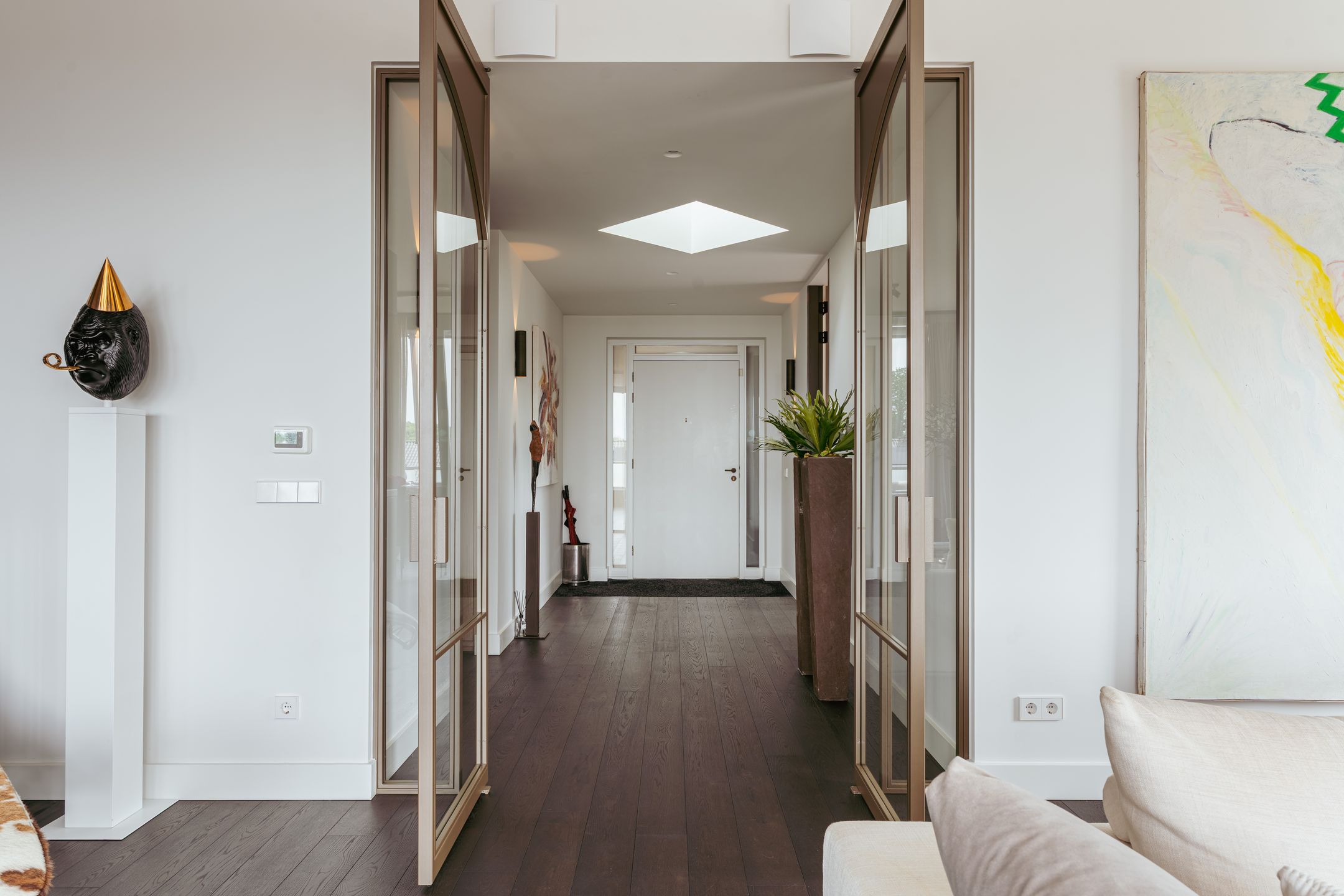Modern Luxury Penthouse with Panoramic Views and Spacious Terrace in Amstelveen City Center — 18