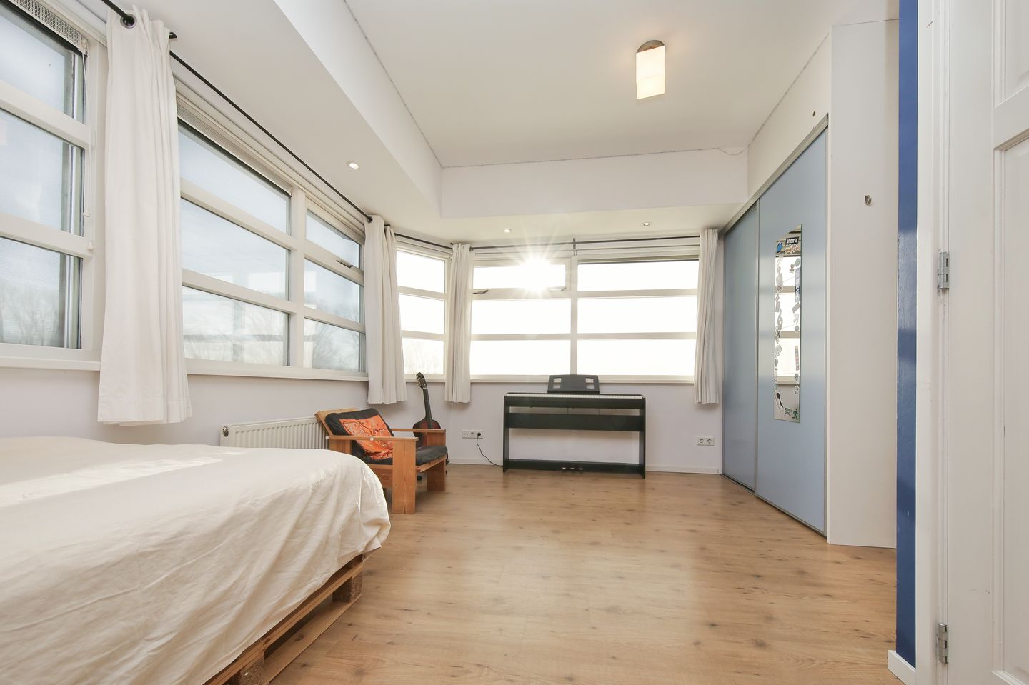 Spacious Corner Family Home with 5 Bedrooms and Energy Label A in Haarlem's Bomenbuurt — 47
