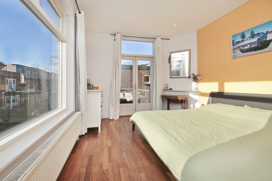 Spacious Corner Family Home with 5 Bedrooms and Energy Label A in Haarlem's Bomenbuurt — 23