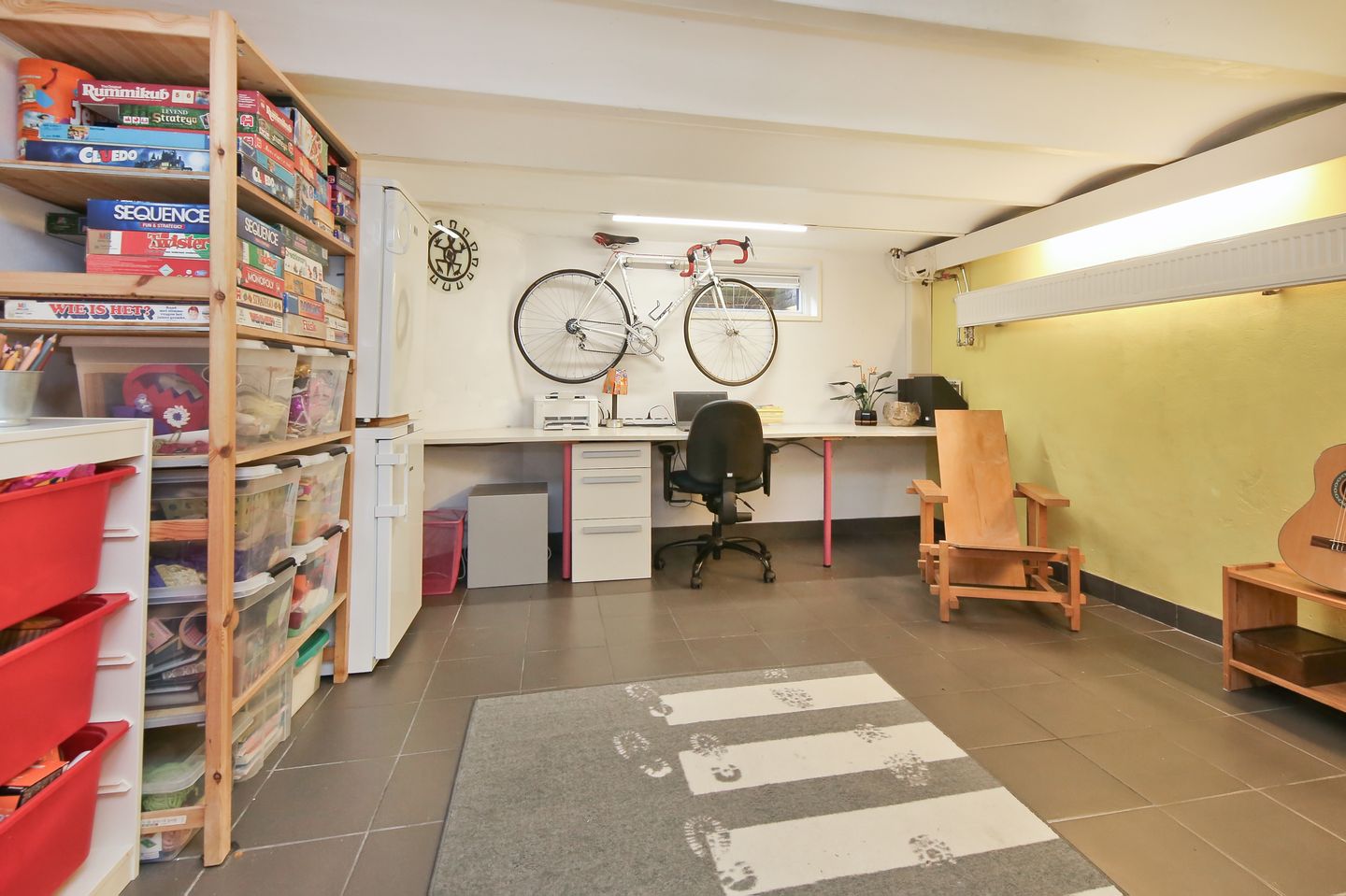 Spacious Corner Family Home with 5 Bedrooms and Energy Label A in Haarlem's Bomenbuurt — 52