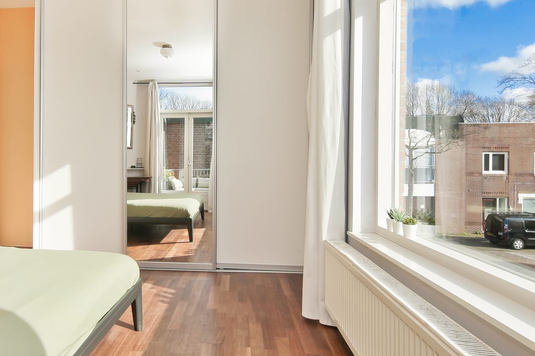 Spacious Corner Family Home with 5 Bedrooms and Energy Label A in Haarlem's Bomenbuurt — 25