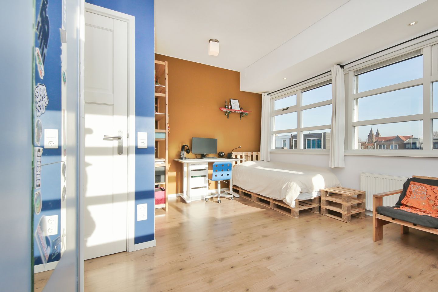 Spacious Corner Family Home with 5 Bedrooms and Energy Label A in Haarlem's Bomenbuurt — 46