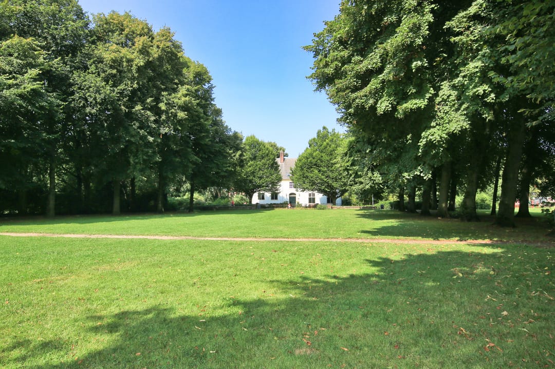 Spacious Corner Family Home with 5 Bedrooms and Energy Label A in Haarlem's Bomenbuurt — 68