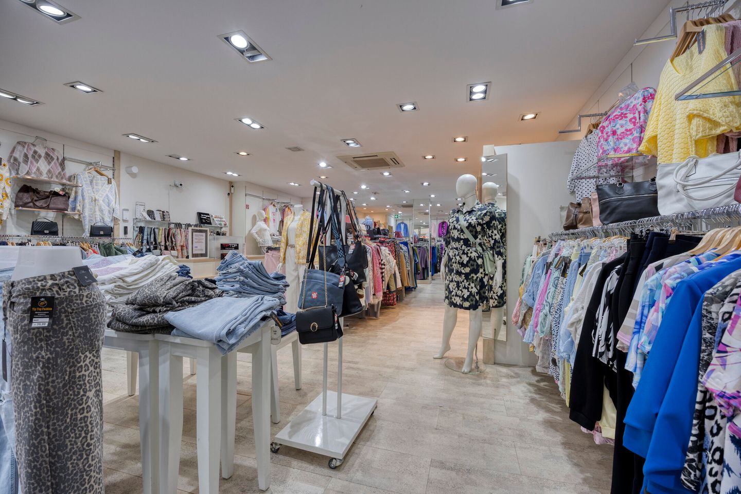 View photo 4 of Kruisstraat 10