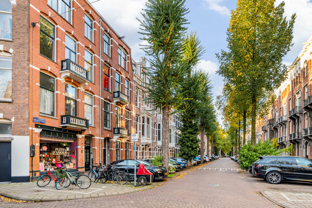 Elegant ground-floor apartment with south-facing garden in Oud-Zuid — 23