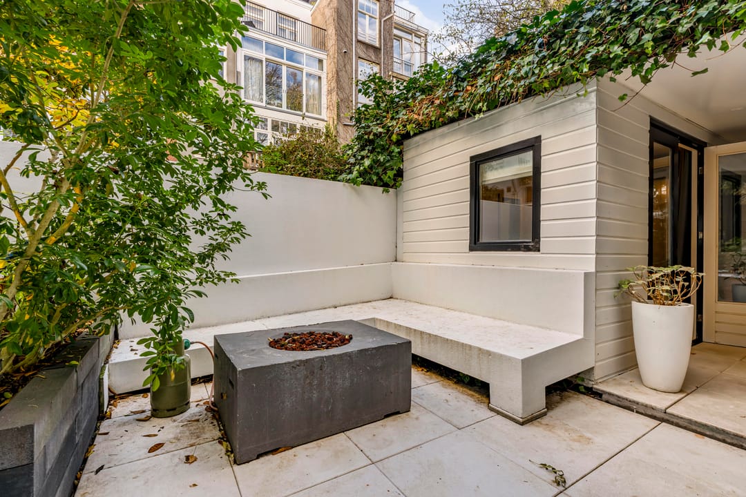 Elegant ground-floor apartment with south-facing garden in Oud-Zuid — 13