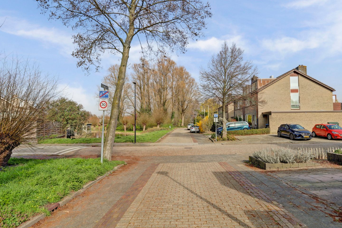 Foto 40 van Elzendreef 82