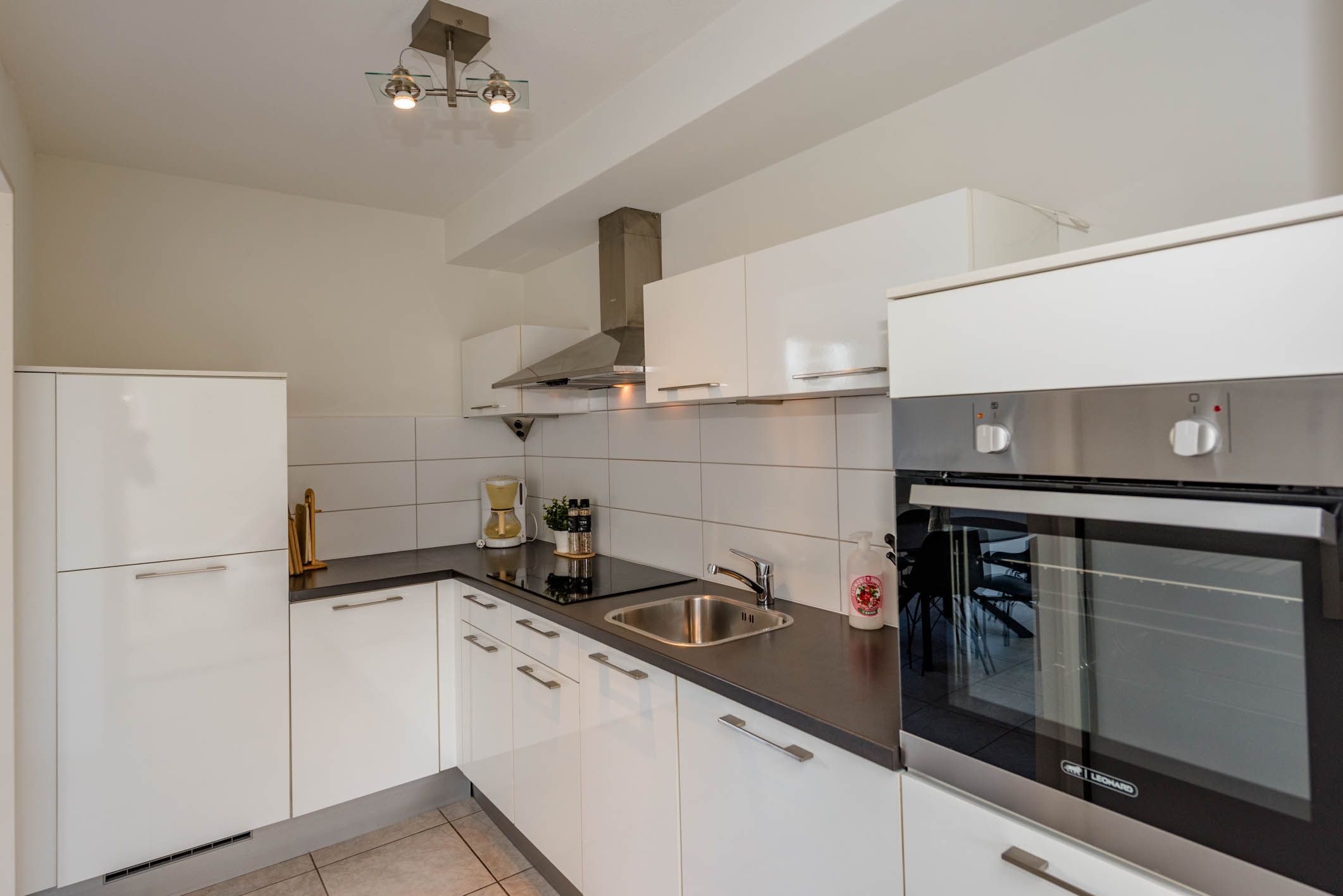 Foto 15 van Van Swietenstraat 1