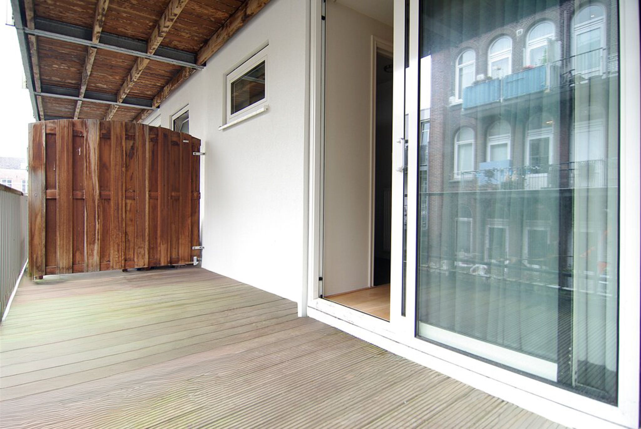 Turnkey apartment with balcony in the heart of De Pijp — 16