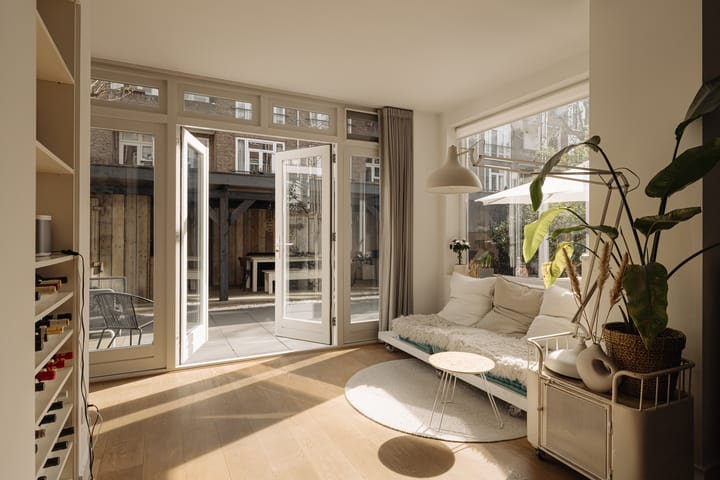 Photo 3 of Warmondstraat 155-H