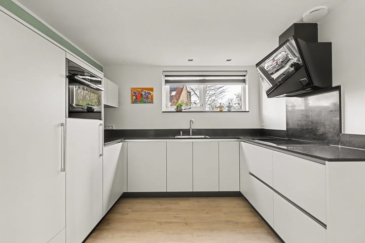 Photo 3 of Mina Krüseman-erf 130