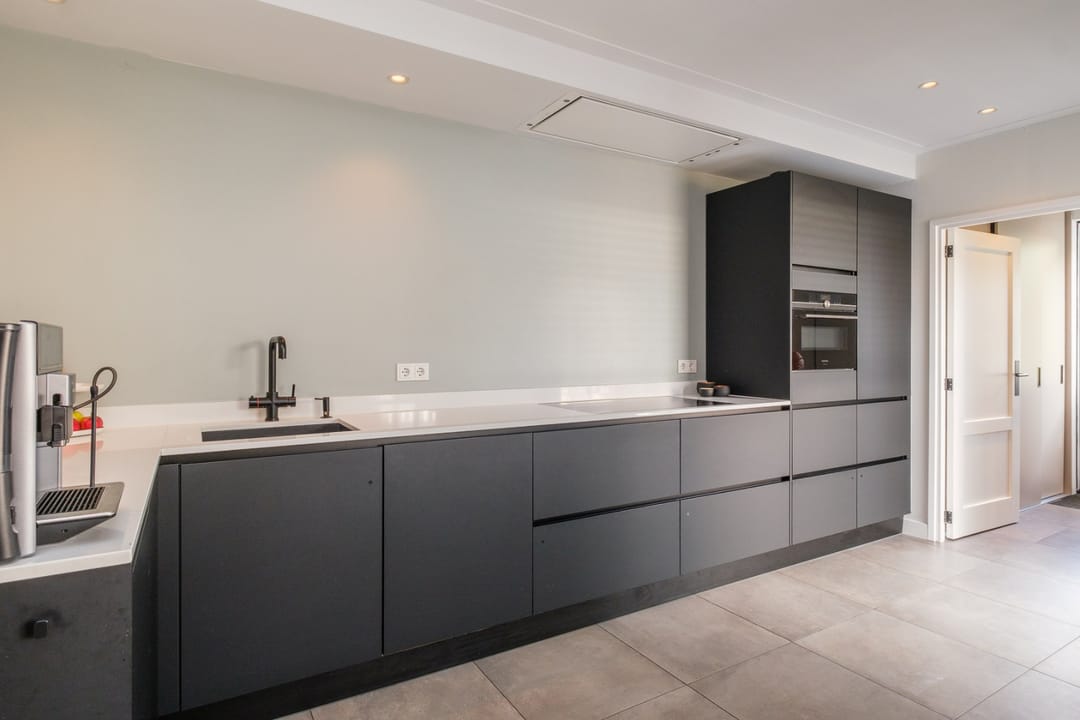 Fully Renovated Corner Home with Garage and Five Bedrooms in IJsselmuiden Center — 15