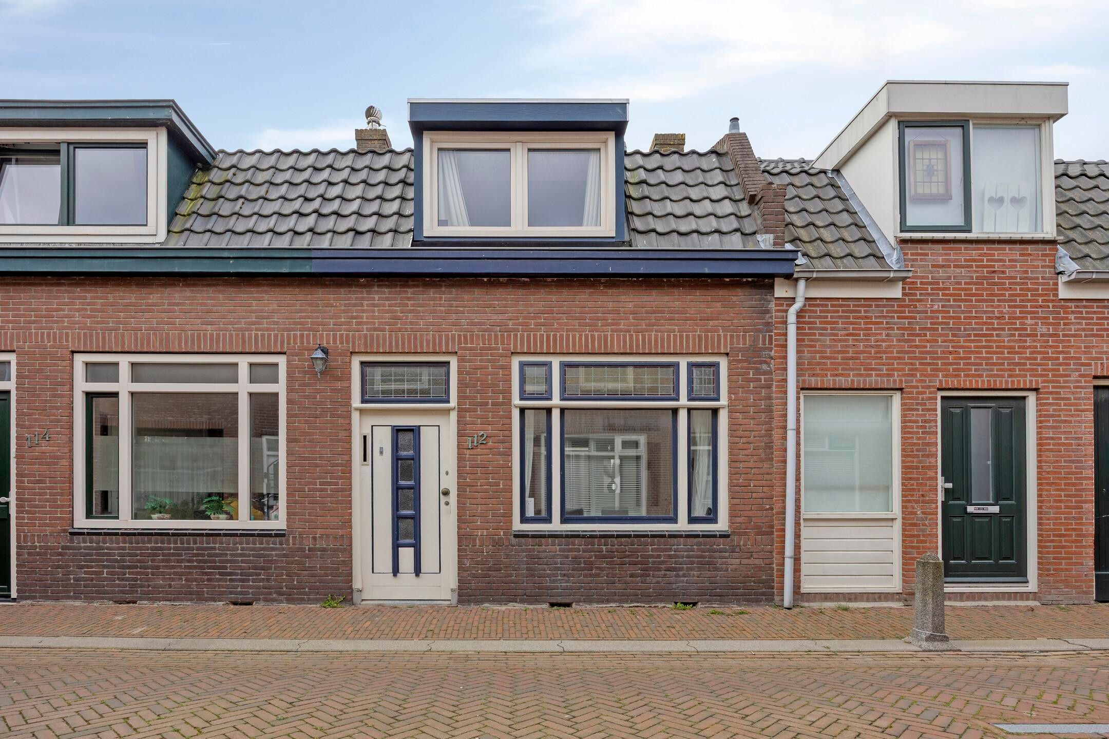 Hoogstraat 112