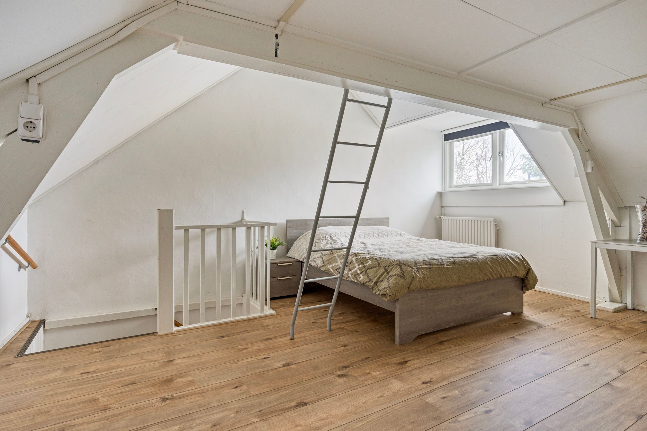 Renovated Maisonette with Roof Terrace in Central Eindhoven — 18