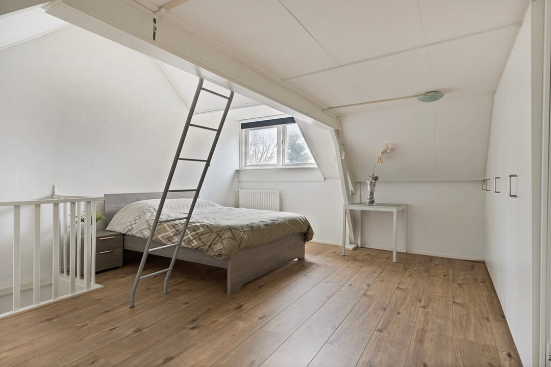 Renovated Maisonette with Roof Terrace in Central Eindhoven — 19