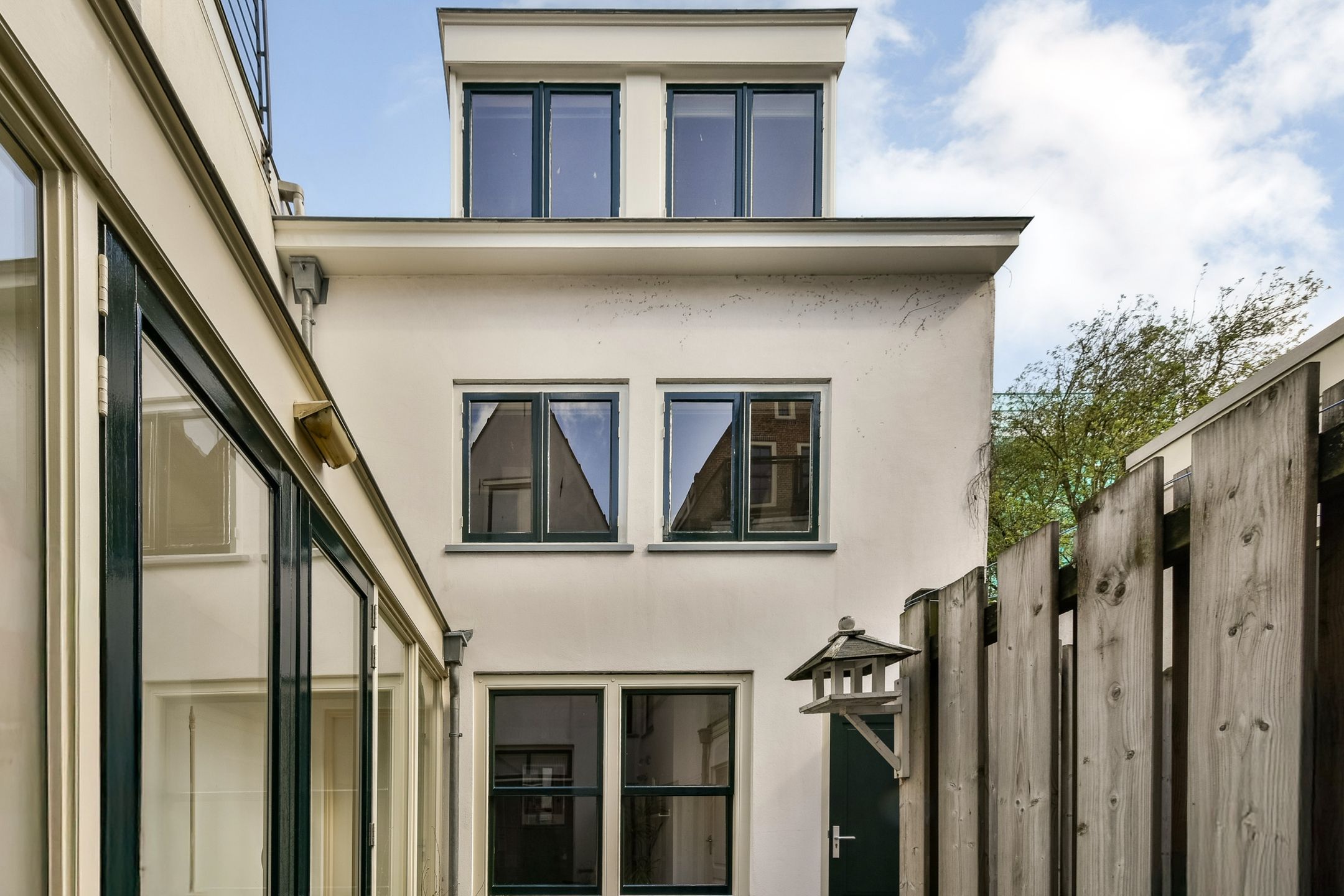 Photo 12 of Hooglandse Kerkgracht 14