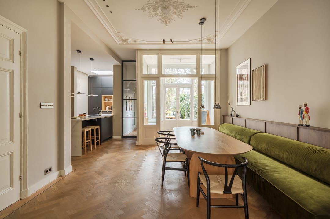 Elegant Parterre Apartment with Direct Access to Sunny Court Park in Duinoord — 17
