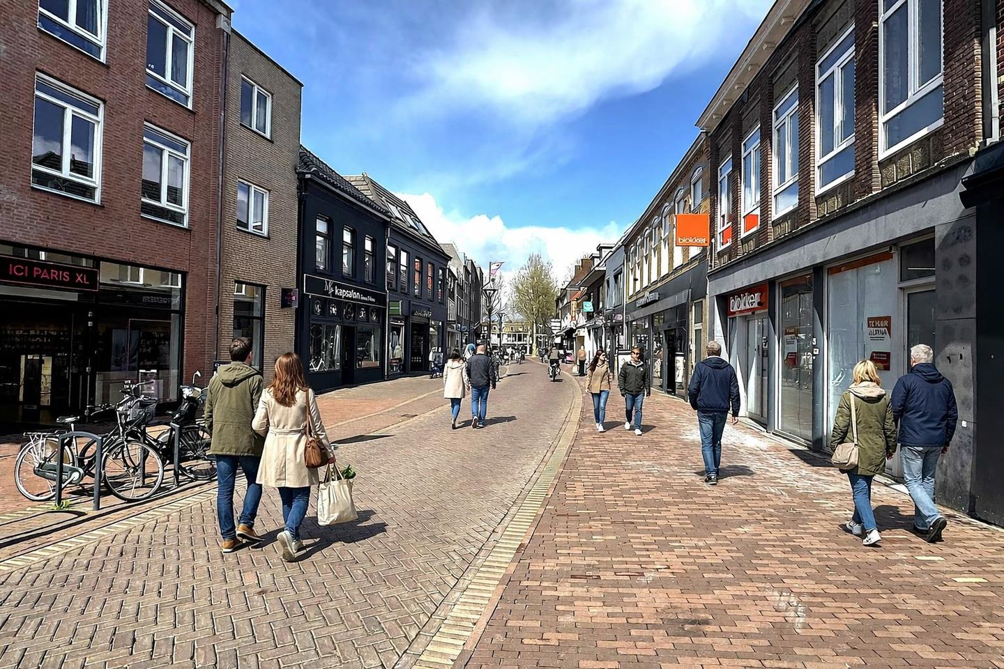 View photo 3 of Marktstraat 25