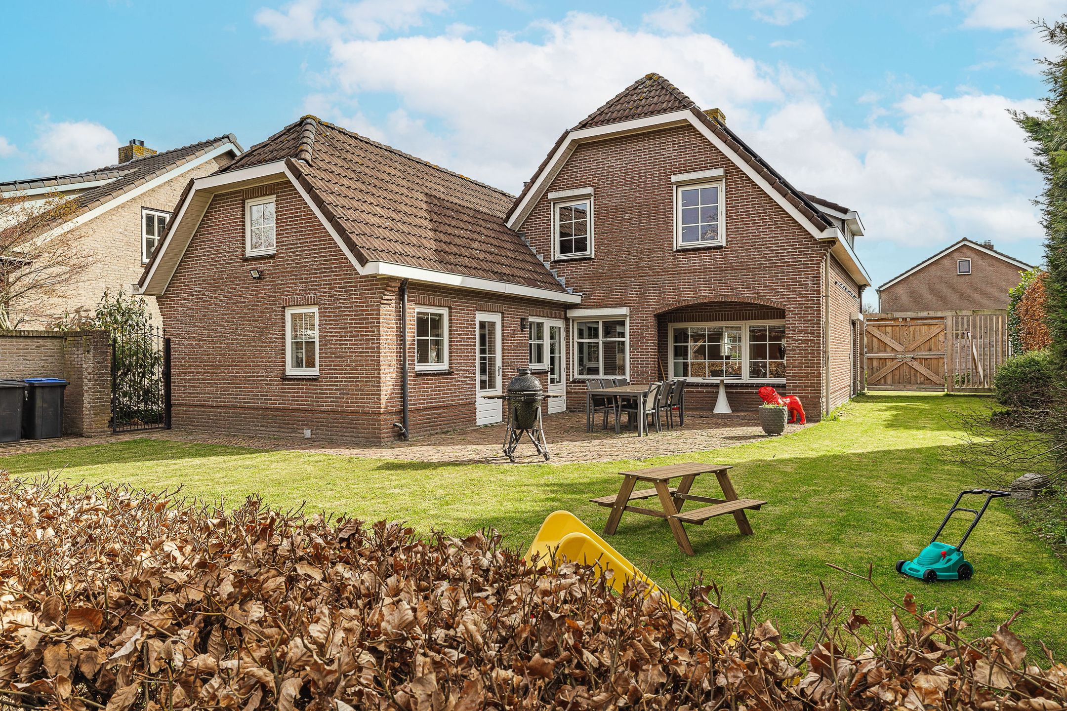 Spacious Detached Family Home with Large Garden in Rucphen — 45