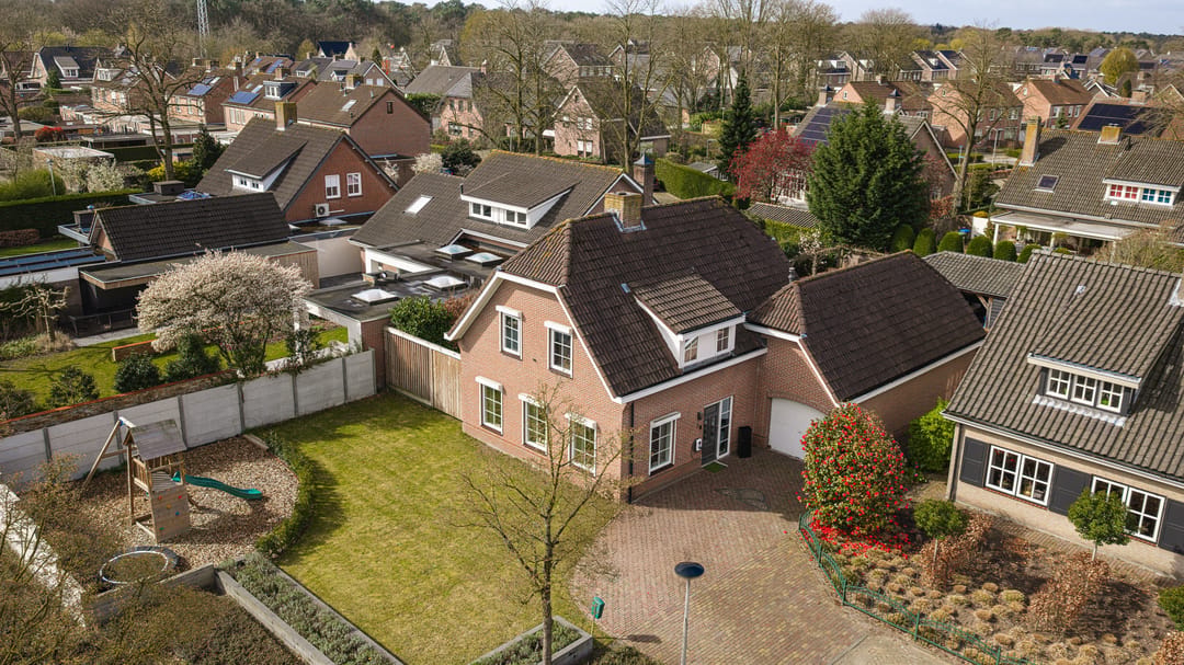 Spacious Detached Family Home with Large Garden in Rucphen — 52
