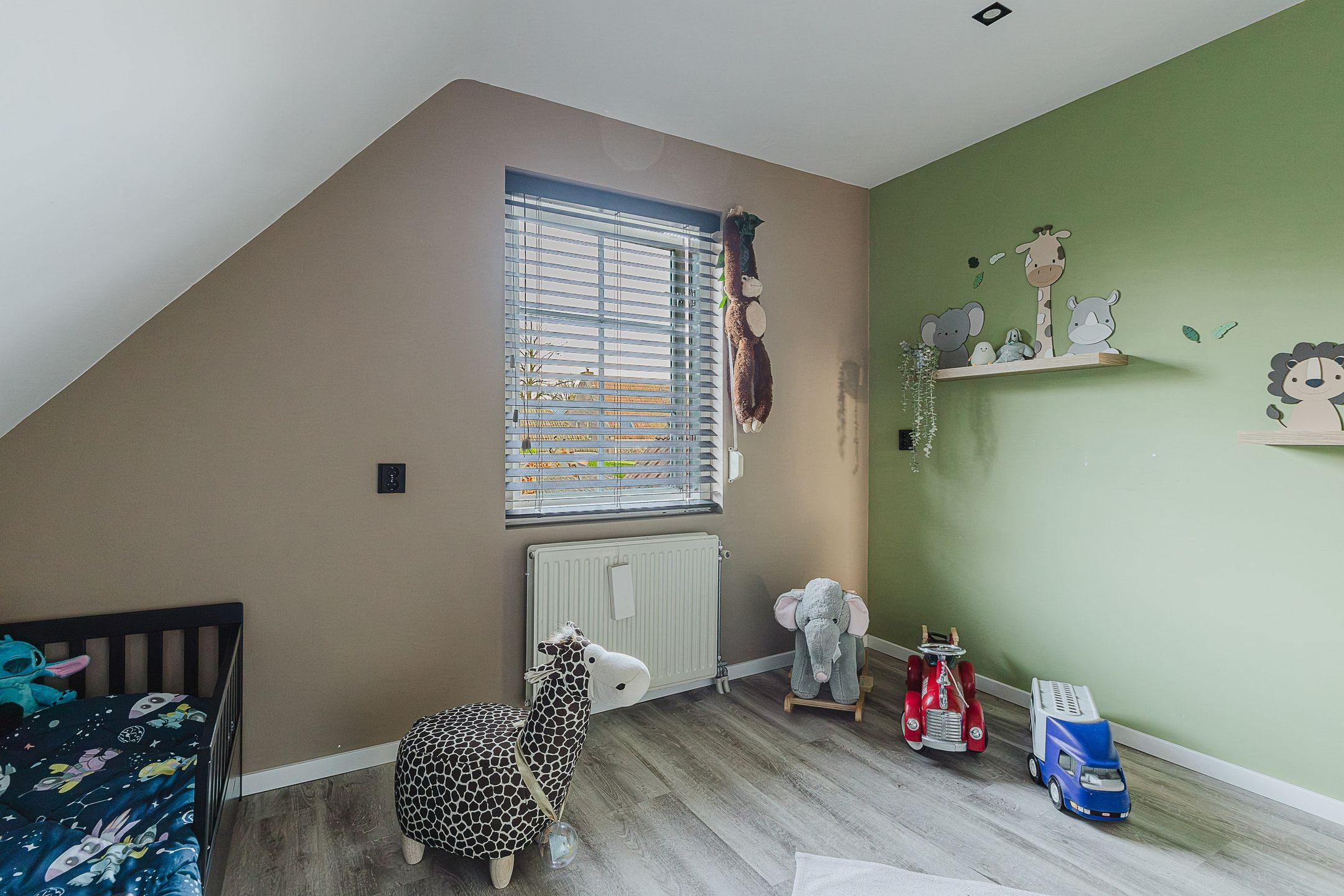 Spacious Detached Family Home with Large Garden in Rucphen — 27