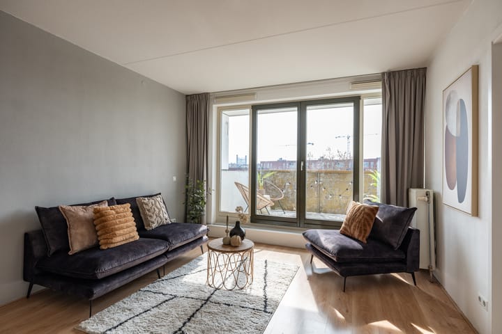 Photo 2 of Veilingstraat 69