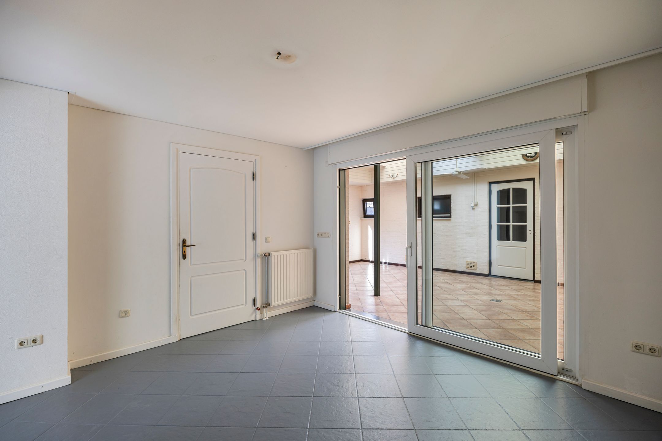 Unique Property with Historic Barn and Spacious Garden in Echt Centre — 27
