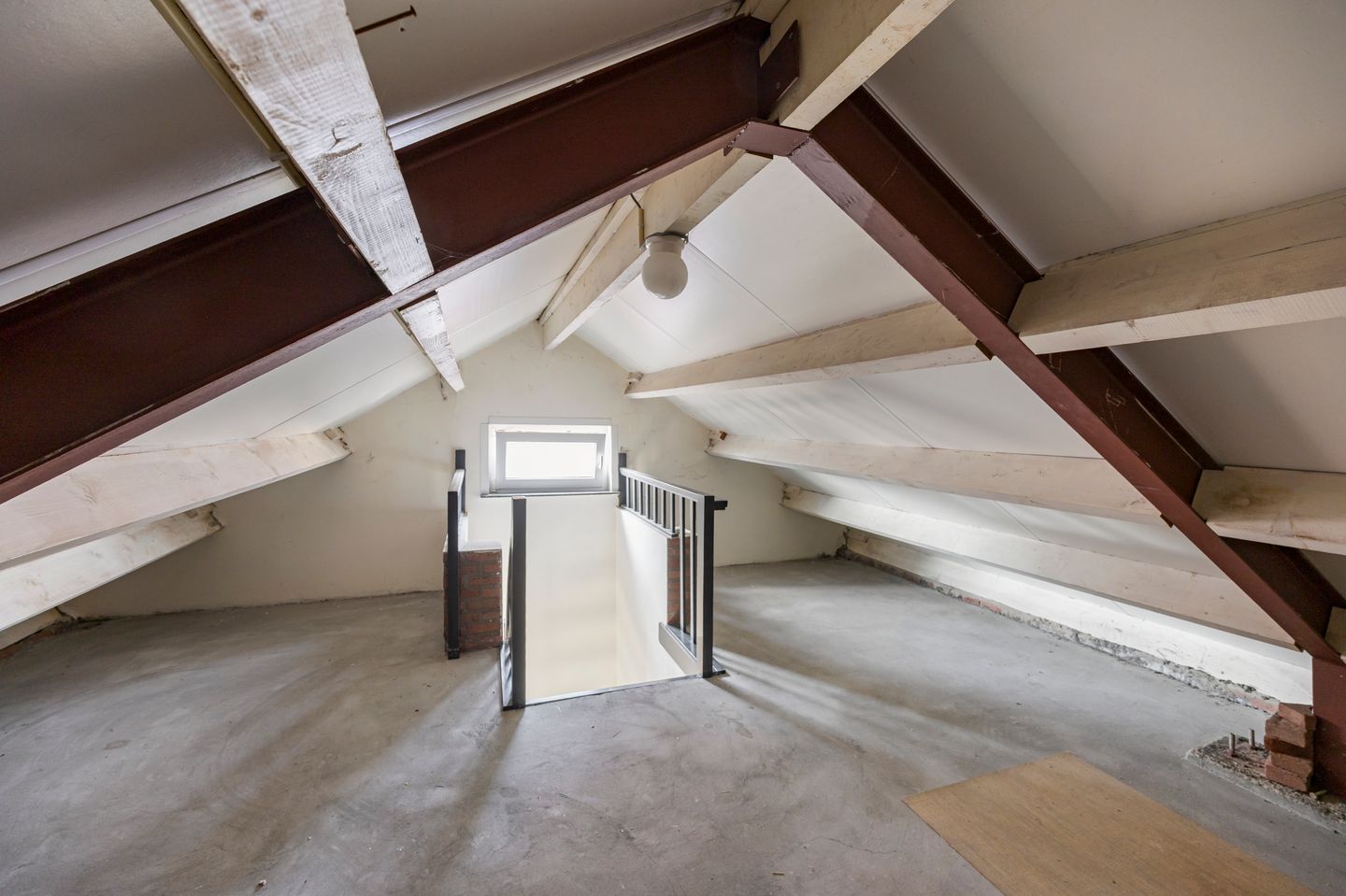 Unique Property with Historic Barn and Spacious Garden in Echt Centre — 43