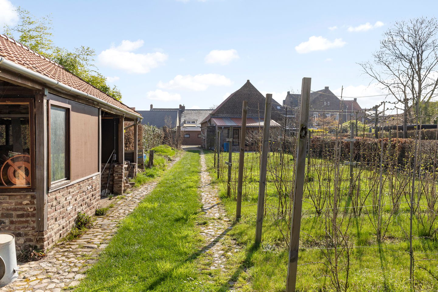 Unique Property with Historic Barn and Spacious Garden in Echt Centre — 14