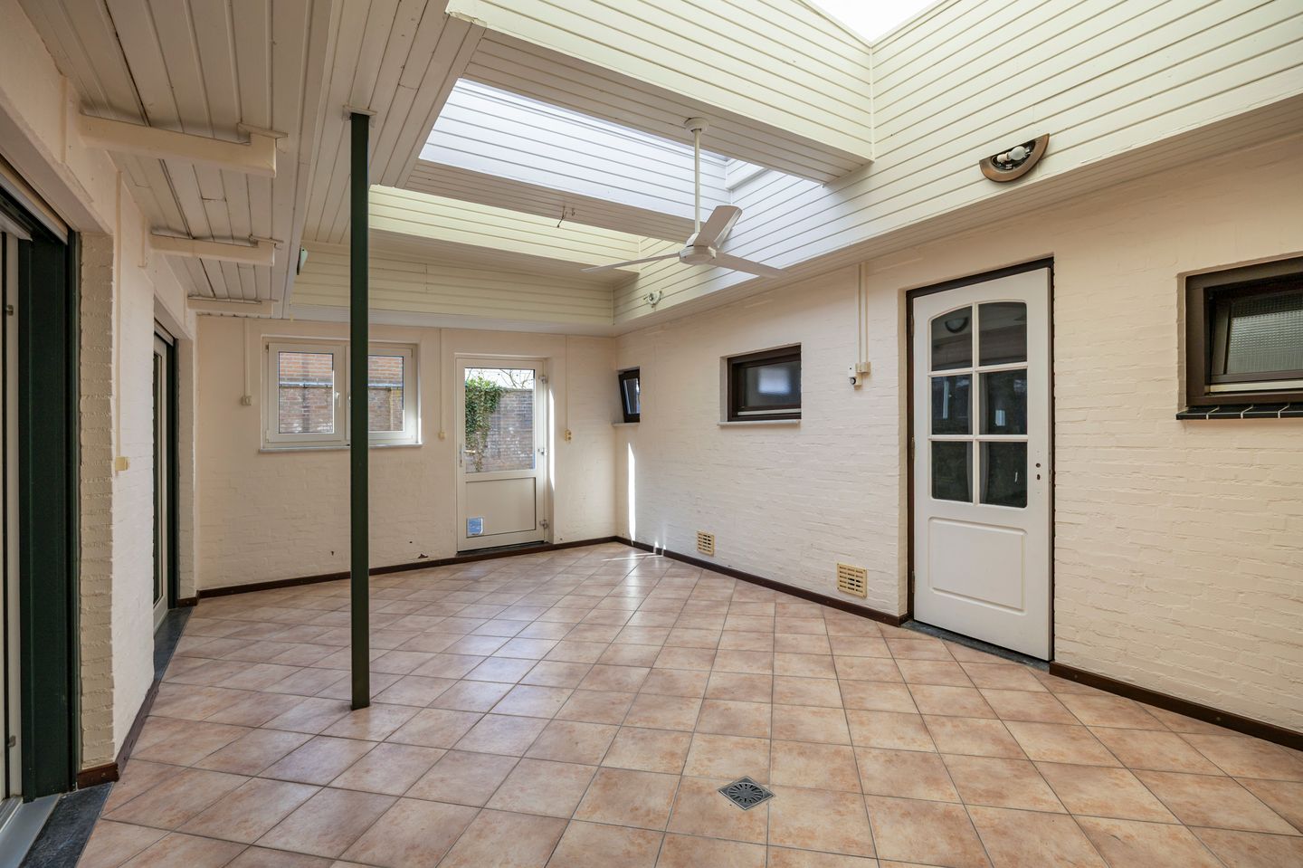 Unique Property with Historic Barn and Spacious Garden in Echt Centre — 29