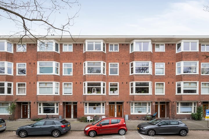 Photo 2 of Hunzestraat 122-2