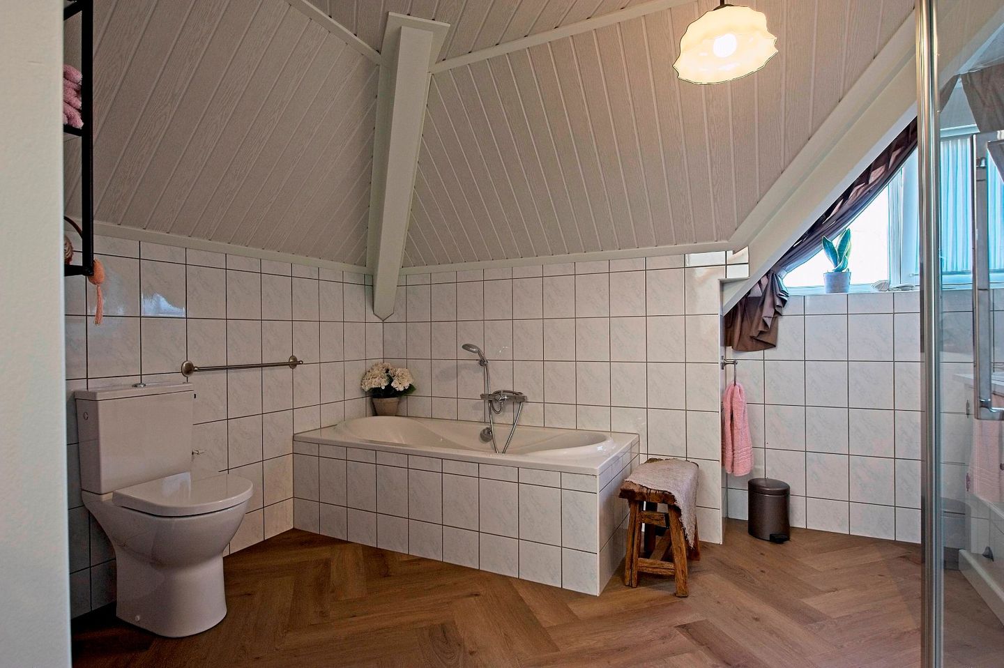 Foto 44 van Poortwegje 8