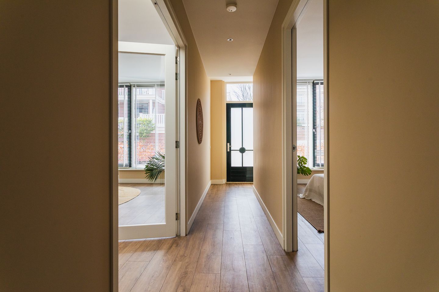 Photo 14 of Obrechtstraat 411